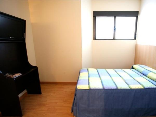El Alfoz De Burgos Hotel Villagonzalo Pedernales Room photo